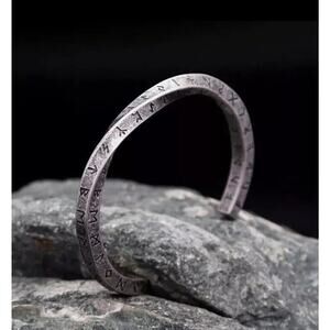 Mens Norse Viking Twisted Runes Stainless Steel Hammered Torc Bangle Bracelet